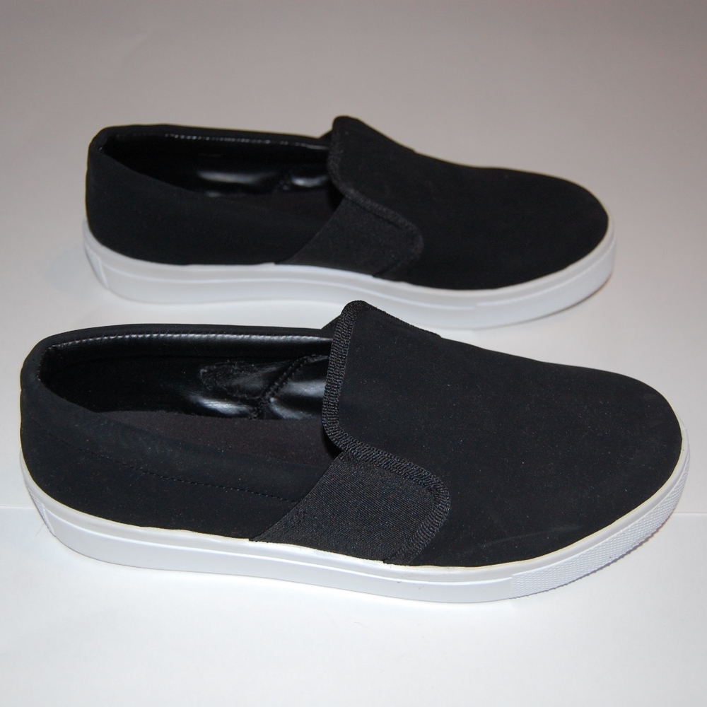 All Black Topshop Sneakers SIZE 6.5